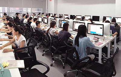 學(xué)好IT技術(shù)，為何離不開(kāi)扎實(shí)的英語(yǔ)功底與計(jì)算機(jī)硬件開(kāi)發(fā)結(jié)合？